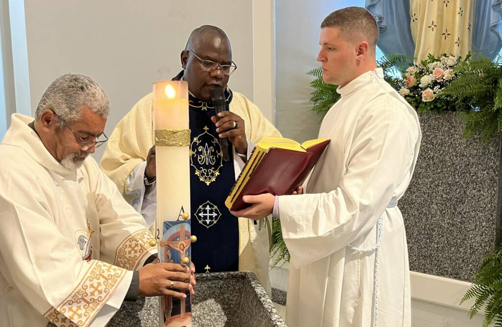 Sábado Santo - Padre Victor Zacarias PSDP - Igreja Nossa Senhora das Graças